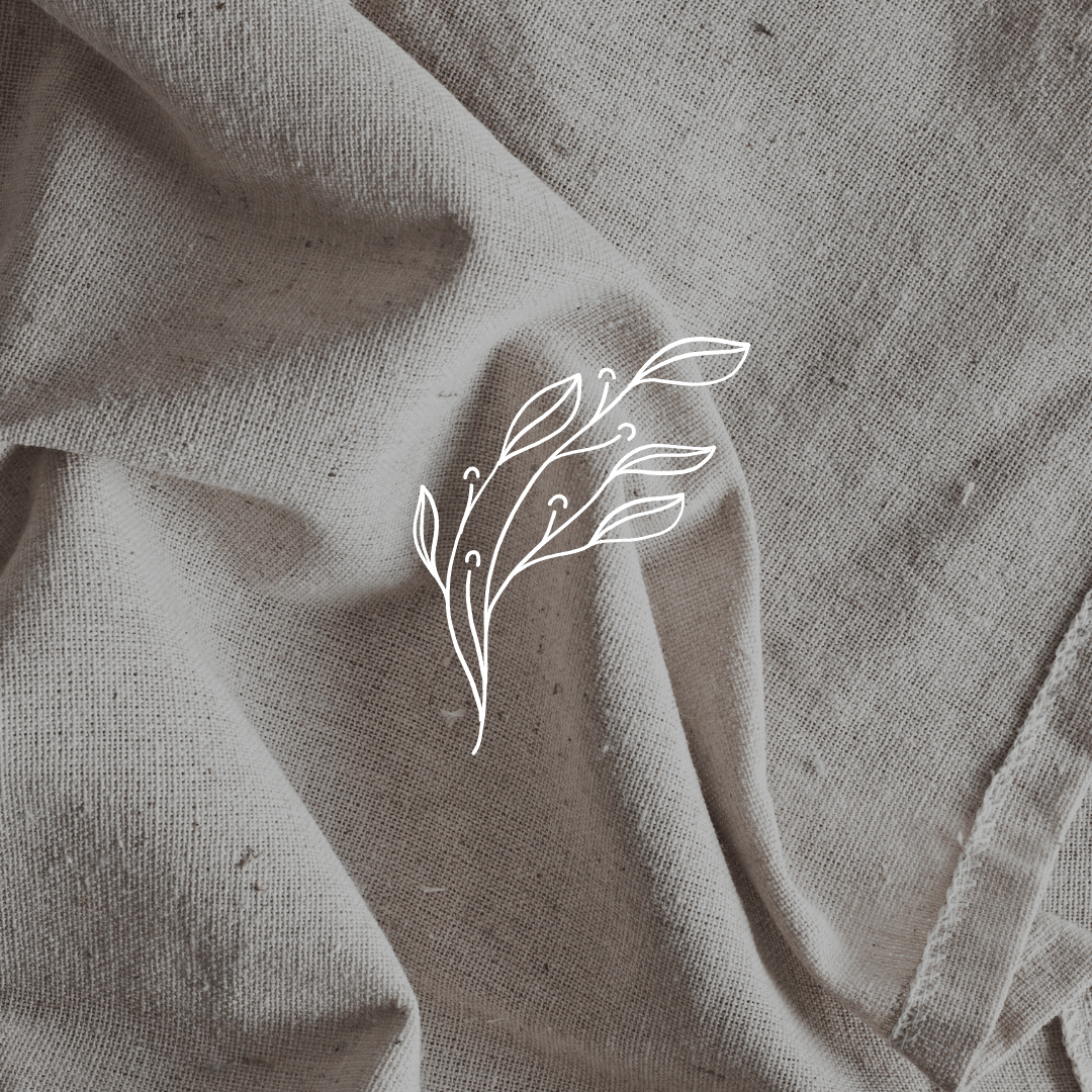 Detailaufnahme von Baumwollstoff mit hoher Fadendichte, zeigt weiche und langlebige Textur