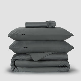 Bettwäsche-Set Bambu grau von Momo Cotton – 300er Satin, weich, atmungsaktiv und nachhaltig.